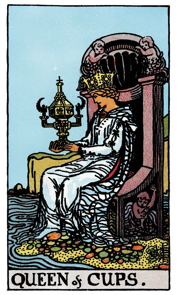 Tarot card Queen of Cups